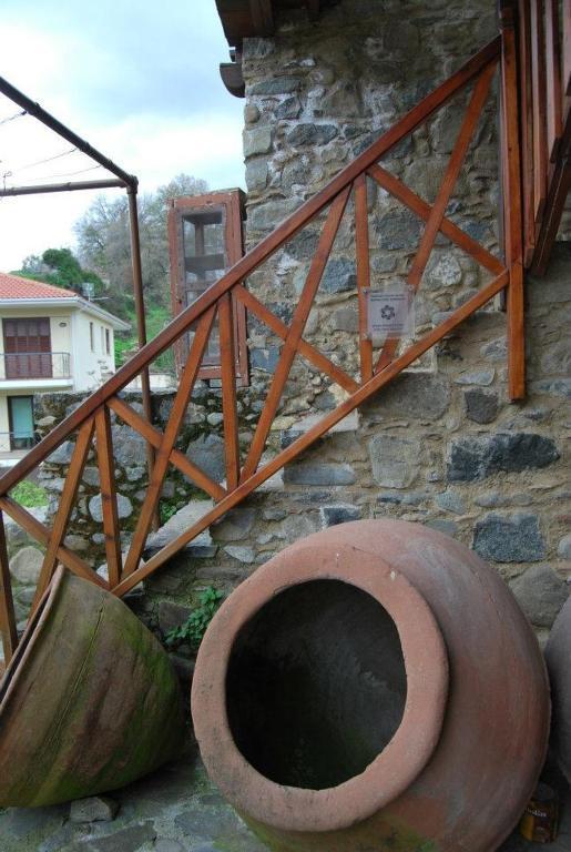 Xenis House Guest House Galata ภายนอก รูปภาพ